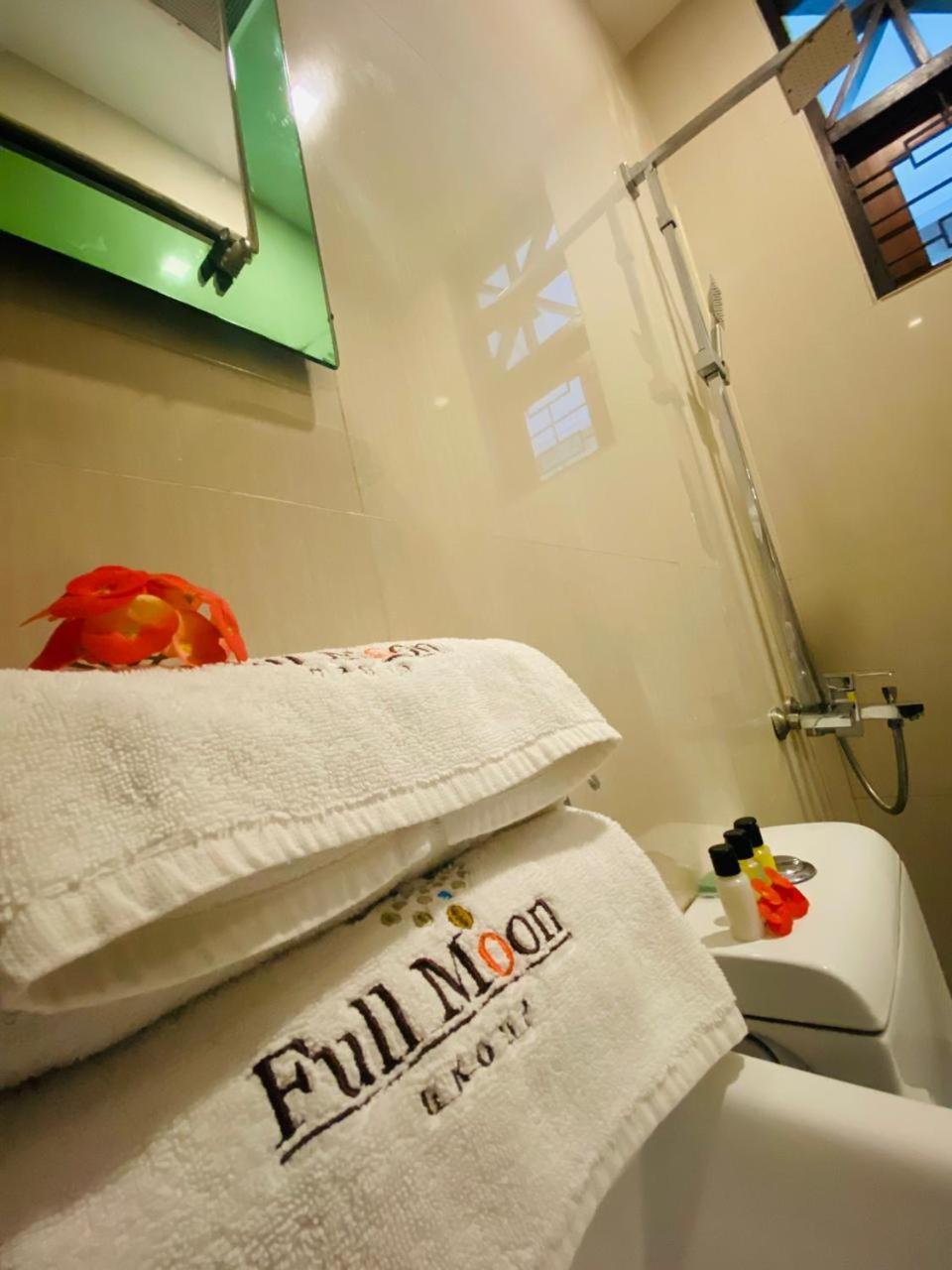 The Full Moon Hotel Katunayaka Εξωτερικό φωτογραφία